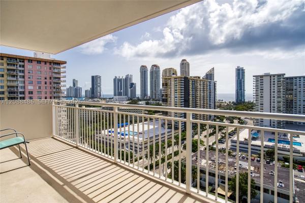 Winston Towers 100, 250 174th St #1704, Sunny Isles Beach, Florida 33160, image 1