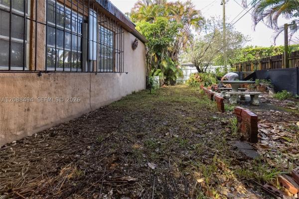 Durham Terrace, 4070 NW 6th St, Miami, Florida 33126, image 3