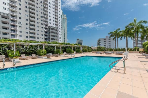 Four Seasons Residences, 1425 Brickell Ave #45D, Miami, Florida 33131, image 2