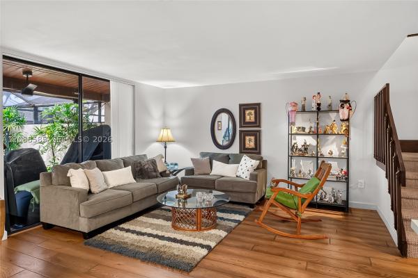 10656 SW 76th Ter, Unincorporated Dade County, Florida 33173, image 1