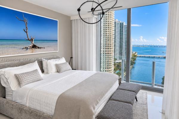 300 Biscayne Boulevard Way #1605W, Miami, Florida 33131, image 1