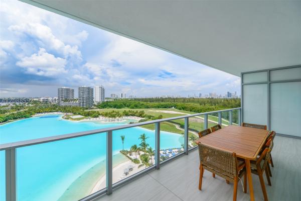 2300 Laguna Cir #807, North Miami, Florida 33181, image 3