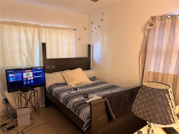 Fulford By The Sea, 16030 Miami Dr, North Miami Beach, Florida 33162, image 3