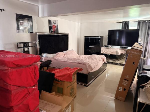 Fulford By The Sea, 16030 Miami Dr, North Miami Beach, Florida 33162, image 2