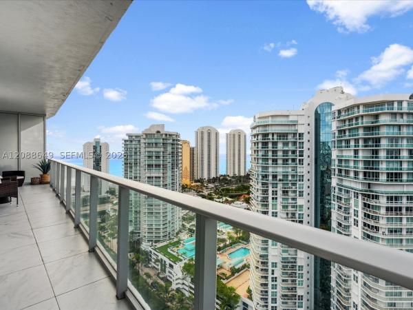 Parque Towers, 300 Sunny Isles Blvd #4-2506, Sunny Isles Beach, Florida 33160, image 2