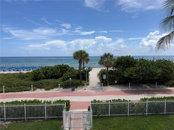The Carriage House, 5401 Collins Ave #826, Miami Beach, Florida 33140, image 1