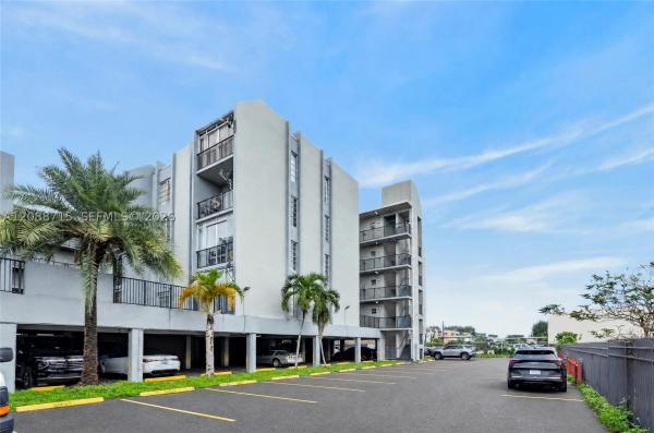 Gratigny Park, 305 W 68th St #419, Hialeah, Florida 33014, image 2