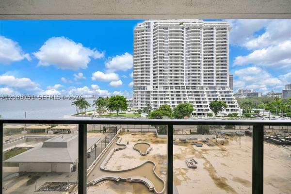 Charter Club, 600 NE 36th St #508, Miami, Florida 33137, image 3