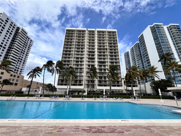 Oceanfront Plaza, 2625 Collins Ave #804, Miami Beach, Florida 33140, image 1