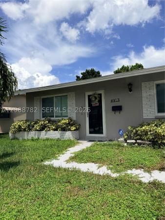 Mainlands Of Tamarac Lakes, 4913 NW 52nd St, Tamarac, Florida 33319, image 2