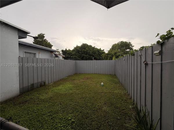3040 NW 27th St #3042, Unincorporated Dade County, Florida 33142, image 3