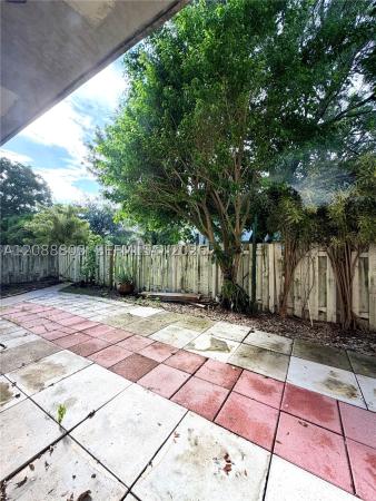 1655 NE 115th St #11B, Unincorporated Dade County, Florida 33181, image 1
