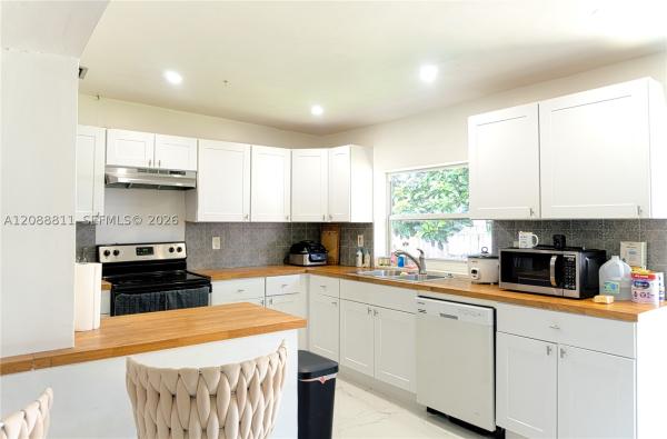 Boulevard Heights, 8481 NW 11th St, Pembroke Pines, Florida 33024, image 3