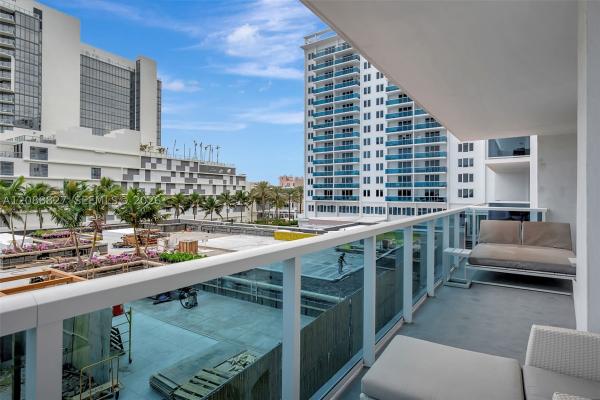 Roney Palace, 2301 Collins Ave #307, Miami Beach, Florida 33139, image 1