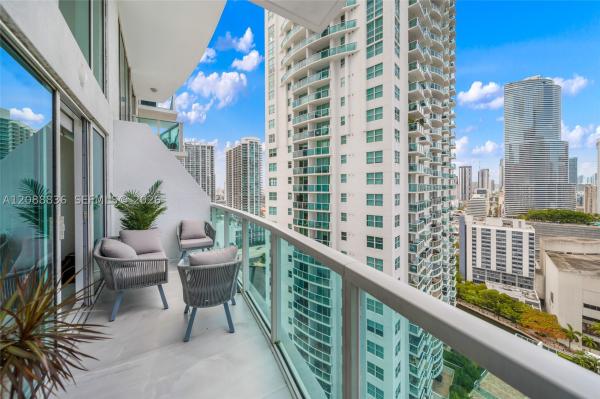 Brickell On The River South Tower, 41 SE 5th St #1407, Miami, Florida 33131, image 2