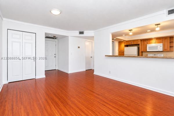 Towers Of Oceanview Point, 200 Leslie Dr #204, Hallandale Beach, Florida 33009, image 3
