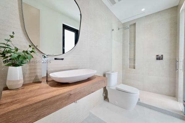 Brentwood, 300 NE 48th St, Miami, Florida 33137, image 1