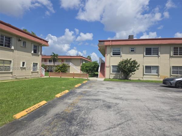 12811 SW 43rd Dr #114-A, Unincorporated Dade County, Florida 33175, image 3