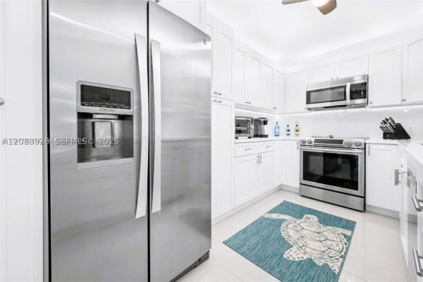 Eldorado Towers, 3675 N Country Club Dr #1006, Aventura, Florida 33180, image 2