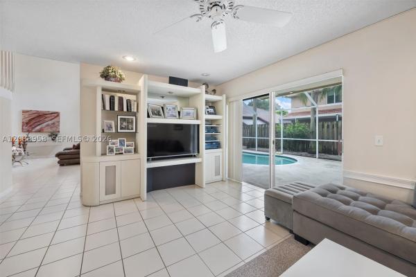 Ventana, 11092 Topeka Pl, Cooper City, Florida 33026, image 2