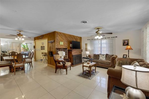 South Broward Ranches, 304 SW 68th Ave, Pembroke Pines, Florida 33023, image 2