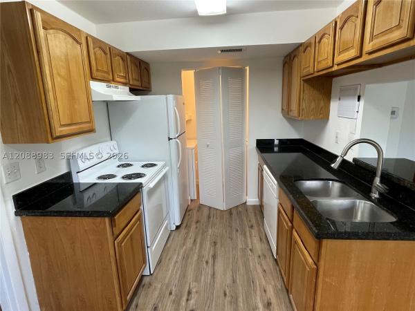 8739 NW 39th St, Sunrise, Florida 33351, image 2