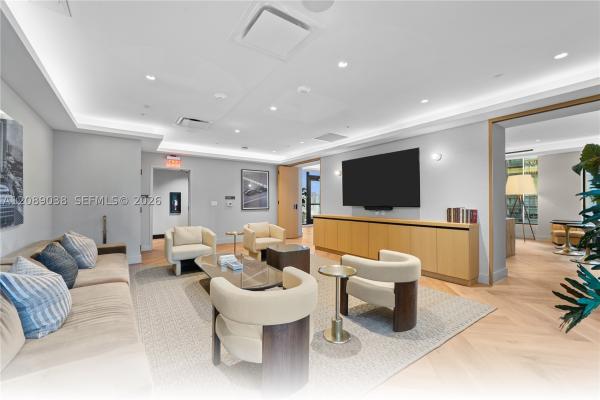 121 NE 5th St #2109, Miami, Florida 33132, image 1