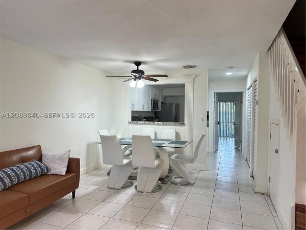 Oakwood On The Green, 9865 Riverside Dr #9-32, Coral Springs, Florida 33071, image 1