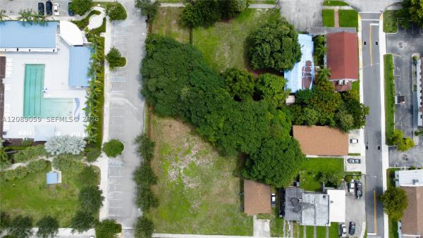 Hallandale Beach No HOA, 708 NW 2nd Ave, Hallandale Beach, Florida 33009, image 1