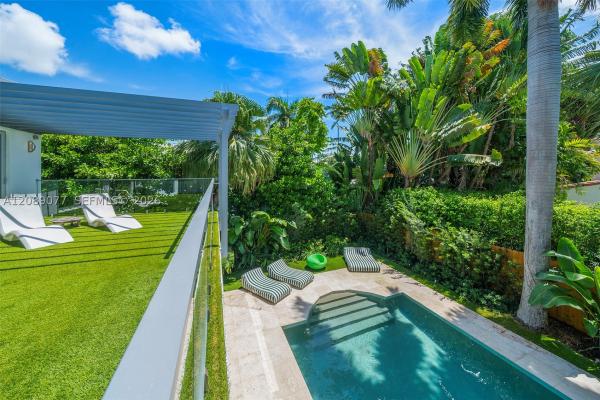 Rivo Alto, 110 Venetian Way San Marino Is, Miami Beach, Florida 33139, image 2