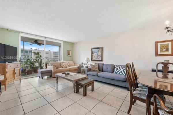 Meadowbrook Towers, 500 NE 12th Ave #601, Hallandale Beach, Florida 33009, image 1