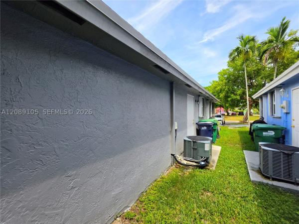 12264 SW 201st Ter, Unincorporated Dade County, Florida 33177, image 2