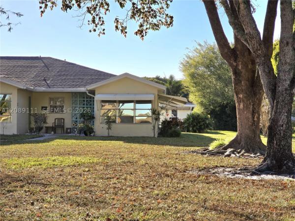 High Point 1 & 2 Of Delray West, 5162 Lakefront Blvd #D, Delray Beach, Florida 33484, image 2