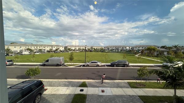 679 SE 13th Street Cir, Homestead, Florida 33034, image 2