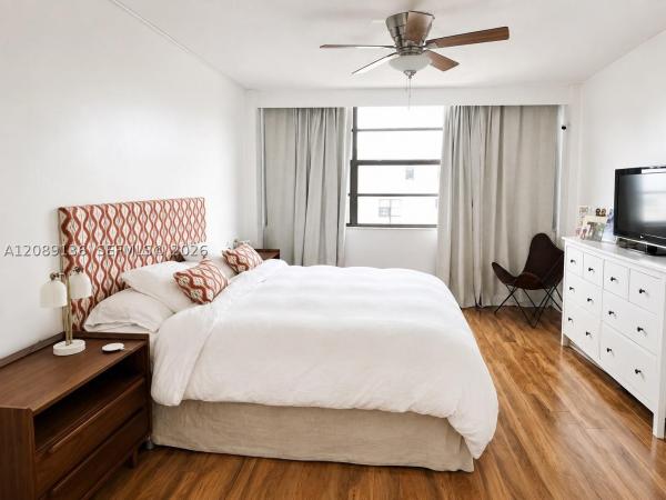 Island Breakers, 150 Ocean Lane Dr #5A, Key Biscayne, Florida 33149, image 1