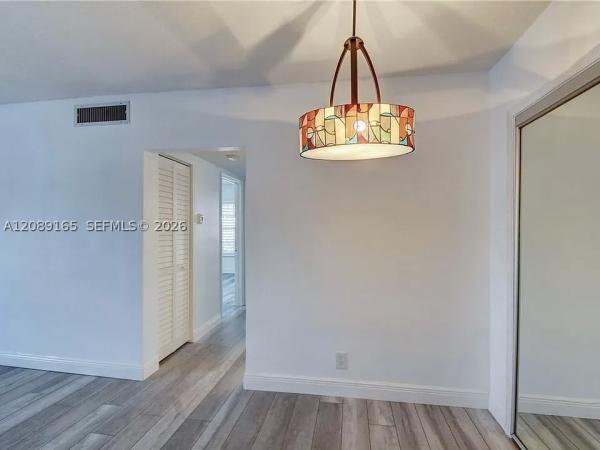 Imperial Point Colonnades, 2200 NE 66th St #1401, Fort Lauderdale, Florida 33308, image 2