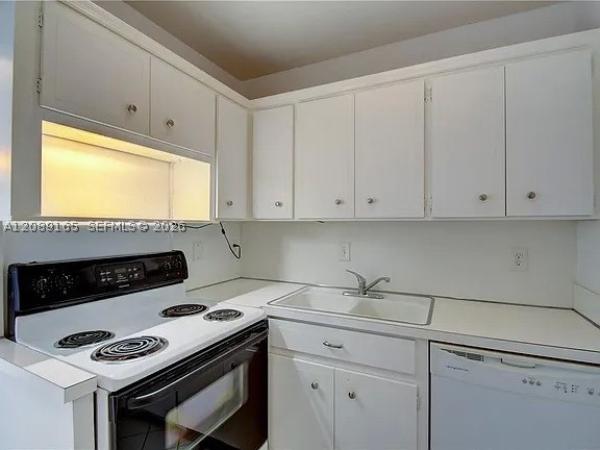 Imperial Point Colonnades, 2200 NE 66th St #1401, Fort Lauderdale, Florida 33308, image 1