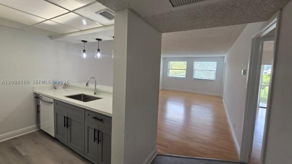 Las Vistas At Doral, 8180 Geneva Ct #419, Doral, Florida 33166, image 1