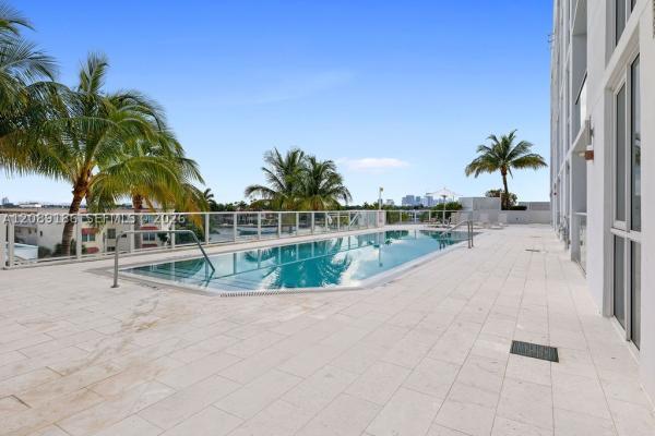 Tiffany House, 401 N Birch Rd #610, Fort Lauderdale, Florida 33304, image 1