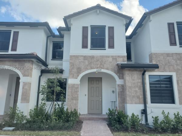 Aquabella, 11209 W 34th Way, Hialeah, Florida 33018, image 2