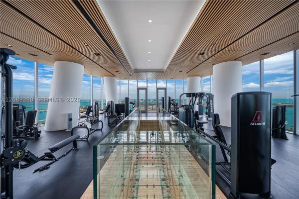 300 Biscayne Boulevard Way #2009W, Miami, Florida 33131, image 1