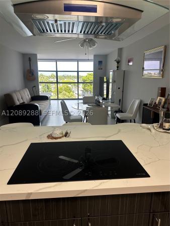 Towers Of Oceanview South, 600 Parkview Dr #627, Hallandale Beach, Florida 33009, image 1