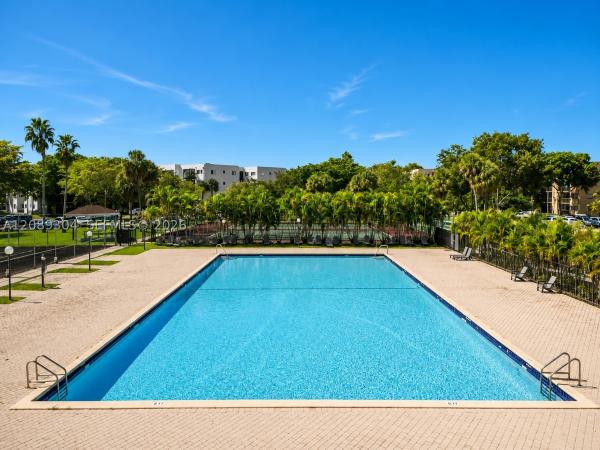 8760 SW 133rd Avenue Rd #103, Unincorporated Dade County, Florida 33183, image 2