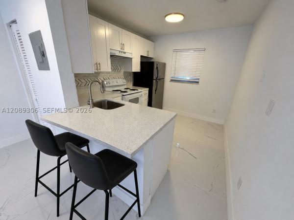 1653 NW 1st St #1, Miami, Florida 33125, image 1