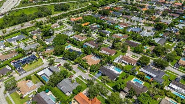 8115 SW 92nd Ct, Unincorporated Dade County, Florida 33173, image 1
