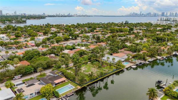 Normandy Waterway, 1415 Marseille Dr, Miami Beach, Florida 33141, image 2