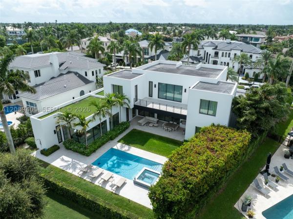 St Andrews Country Club, 17531 Foxborough Ln, Boca Raton, Florida 33496, image 2