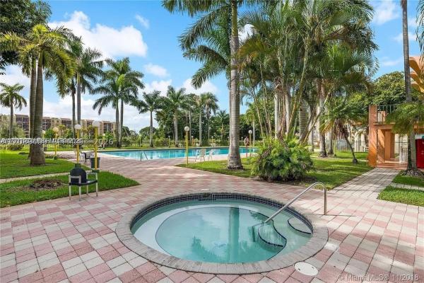 9350 Fontainebleau Blvd #209, Unincorporated Dade County, Florida 33172, image 1