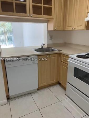 9350 Fontainebleau Blvd #209, Unincorporated Dade County, Florida 33172, image 2