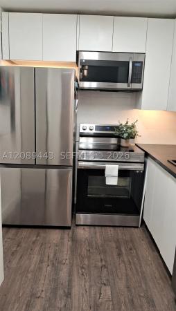 233 Preston F, Boca Raton, Florida 33434, image 3